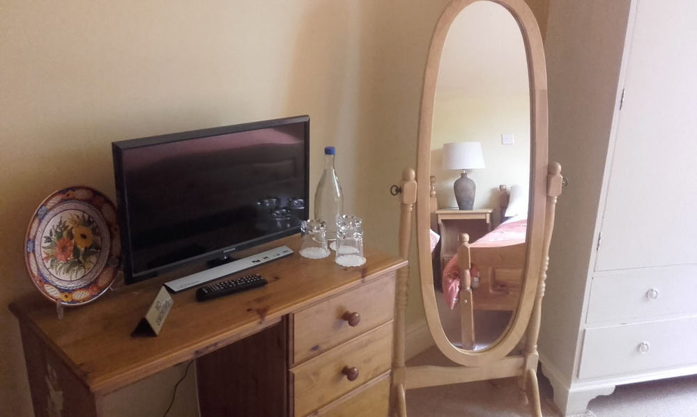 Blossom Hill Bed And Breakfast Killaloe Dış mekan fotoğraf